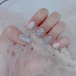 -蜜丝卡伦美甲美睫半永久