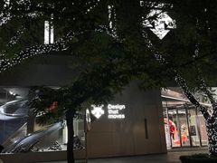 -迪桑特DESCENTE(北京三里屯BLANC店)