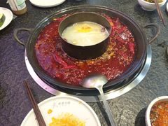 -渝里重庆火锅(航天城店)