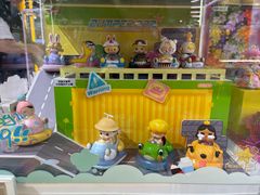 -泡泡玛特POPMART(侨福芳草地店)