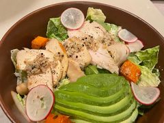 牛油果鸡胸肉沙拉-农畉LONFOOD(万象天地店)