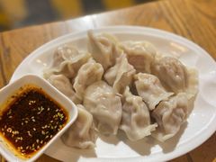 手工白菜鲜肉饺子-伴鱼烤货东北菜(雅仕铭苑店)