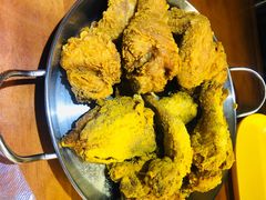 双拼炸鸡半半-BHC炸鸡(明洞总店)