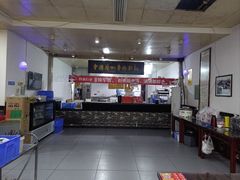 -牛一嘴·兰州牛肉面·大盘鸡(财富中心店)