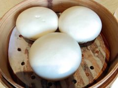 奶皇流沙包-御宝轩(益丰·外滩源店)
