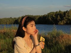 -布尔津河堤夜市