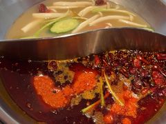 -洞子口重庆鲜货火锅(楚翘城旗舰店)