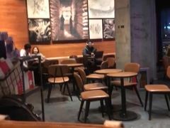 大堂-星巴克(潍坊泰华广场店)