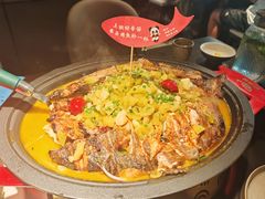 -辣尚瘾·烤鱼·新川菜(交大直营店)