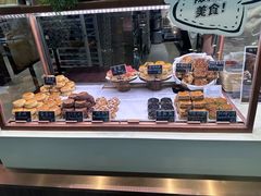 -SKROLL卡特司库·蛋糕定制·生吐司·司康(古北程家桥店)