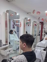 -米娜护肤造型