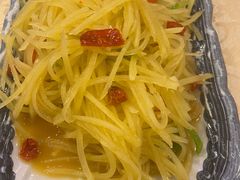 -维吾尔餐厅(宜山路店)