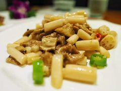 藕带鸡杂-亢龙太子酒轩(东湖店)