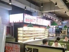 -佰人王串串香火锅(洋珠巷店)