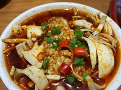 -炉小二铜锅牛蛙•川湘菜(三里屯店)