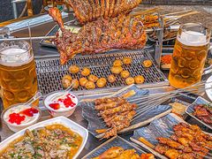 -呼吉牧蒙古烤肉·烧烤·小龙虾