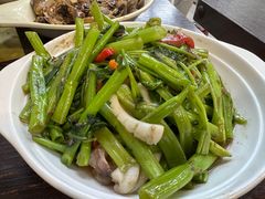 -兴记菜馆