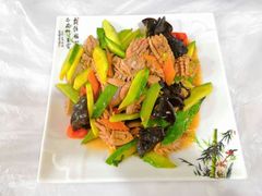 -宾朋海鲜特色美食餐厅·纯手工鲅鱼水饺(兴海路店)