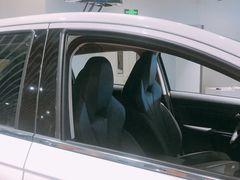 -小鹏汽车体验中心(苏州龙湖狮山天街店)