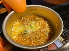 -肉甲韩国木炭烤肉(新壹街1店)