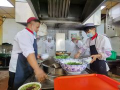 自助取餐区-吾穆勒蓬灰牛肉面·清真(北滨河中路店)