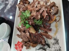烤羊腿-清雅轩·清真菜·春饼•烤鸭(滑翔店)