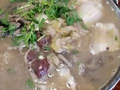 杀猪烩菜-六禾熏酱小酒馆·东北菜(海甸岛店)