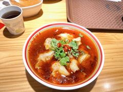 -八二小区抄手(龙湖上城天街店)
