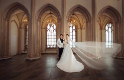 欧美时尚-巴黎婚纱摄影工作室