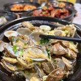  鲜活的海鲜现捞,现捞现焗！超满足！就在旧村‼️