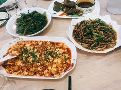 -洪霞餐馆