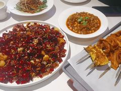 -小河公主秘制烤羊腿(小绿谷店)