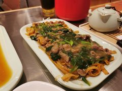 潮界湿炒牛河-潮界(虹桥新天地店)