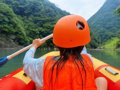 -安吉龙王山峡谷漂流