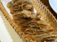 牛肉饼-帅巴人舅母子腊蹄民俗村