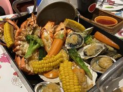 -水桶王国主题餐厅·聚会·生日派对·亲子活动·家庭套餐(亚龙湾希尔顿店)