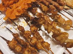 掌中宝-撸啊撸铁签小肉(车站南路店)