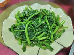 -华园农庄·特色炭烧鸡·北江河鲜