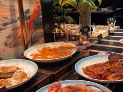 -雍容荟帝王蟹活龙虾展台自助(IFS黑金店)