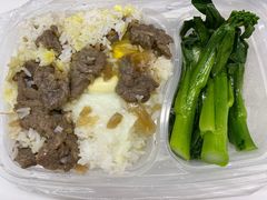 窝蛋牛肉蒸饭-玲又珑美食(盘福路店)