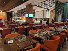 -飨食汇全日制餐厅·昆山皇冠假日酒店(九方店)