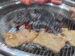 -青瓦餐厅·生鱼片·韩园烤肉(西塔店)