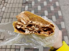 -正宗杂粮煎饼香软鸡蛋饼