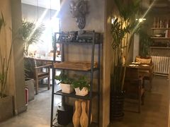 -HIGH FIVE哈福手工汉堡(桂林路店)