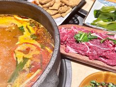 -贵厨酸汤牛肉(花果园国际中心店)