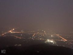 -鬼笑石后山停车场