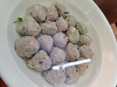 -章记正宗南岗鱼蛋火锅