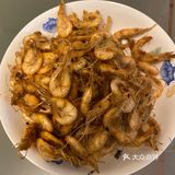 刚做完指甲，螃蟹皮皮虾就来了[撇嘴]