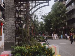 -泡桐树街