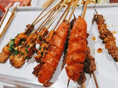 烤羔羊肉串-木屋烧烤(大运店)